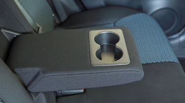 Nissan Note 1.2 DIG-S cup holders