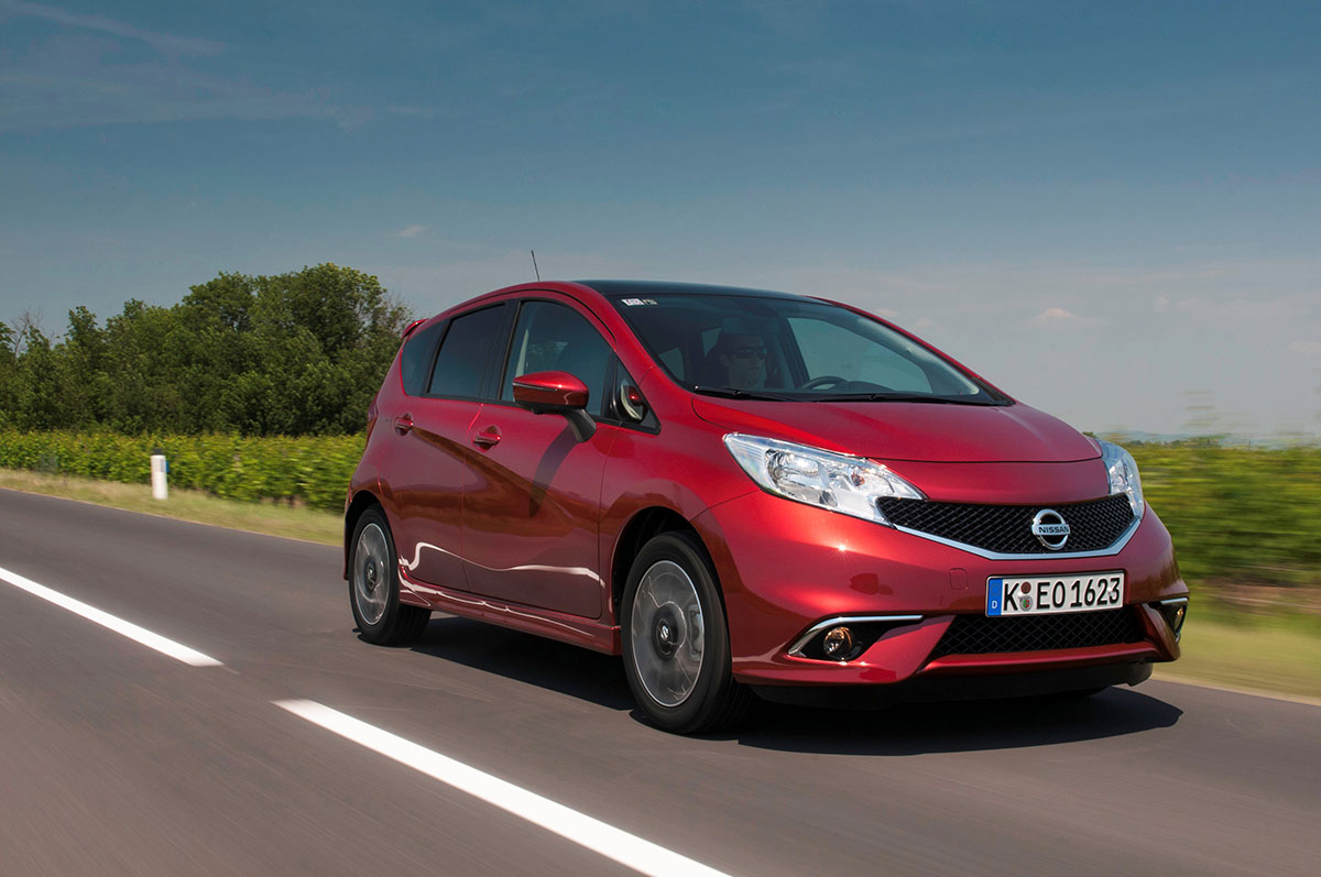 Nissan Note 1.2 DIG-S front action