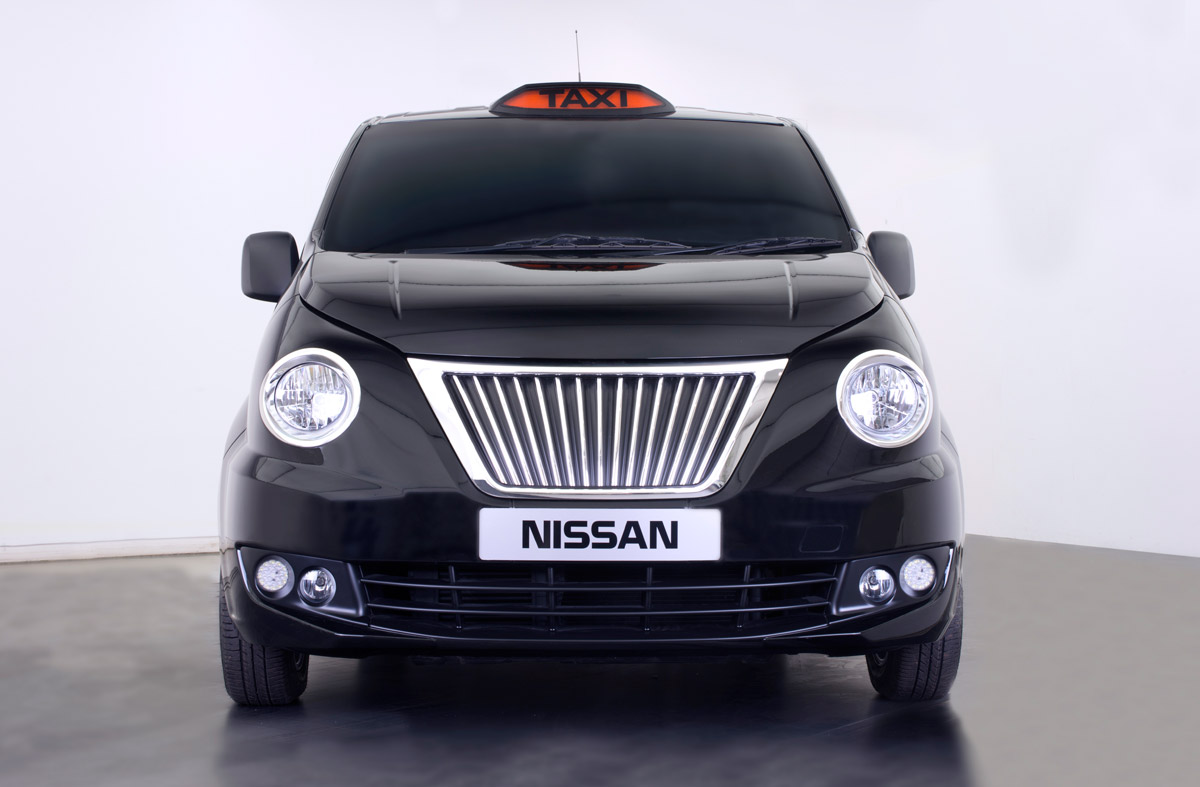 Nissan NV200 Taxi front on