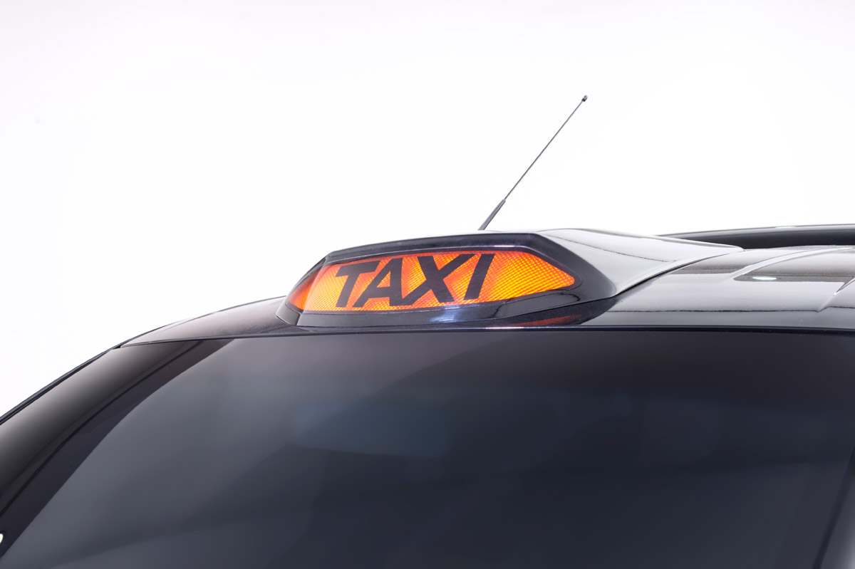 Nissan NV200 Taxi light