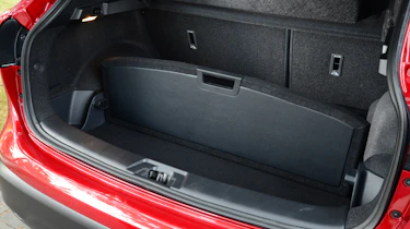 Nissan Qashqai Tekna 2014 boot