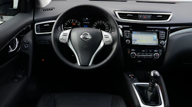 Nissan Qashqai Tekna 2014 interior