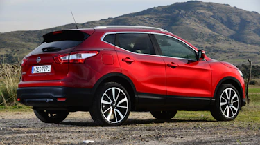 Nissan Qashqai Tekna 2014 rear static