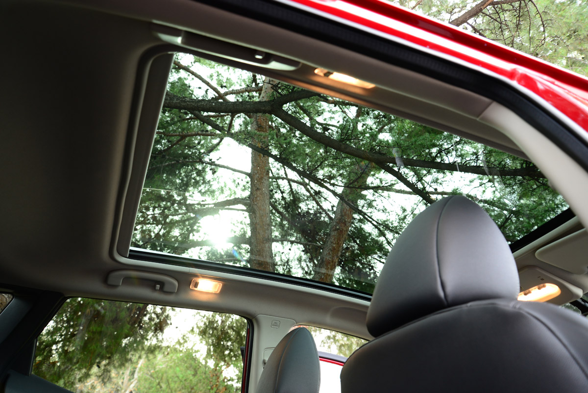 Nissan Qashqai Tekna 2014 sunroof