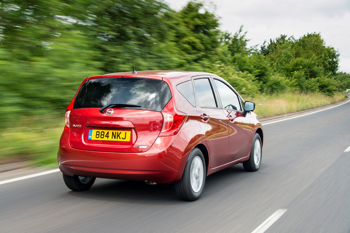 Nissan Note 2014 rear action