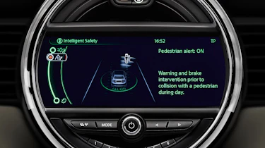 MINI distance control