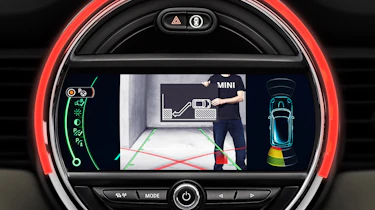 MINI parking assist