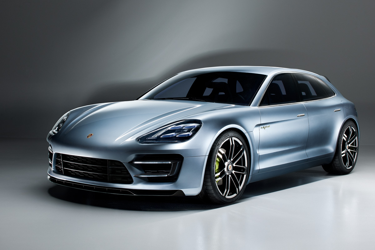 Porsche Panamera Sport Turismo front tracking