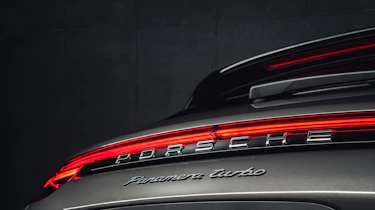 Porsche Panamera Sport Turismo interior detail