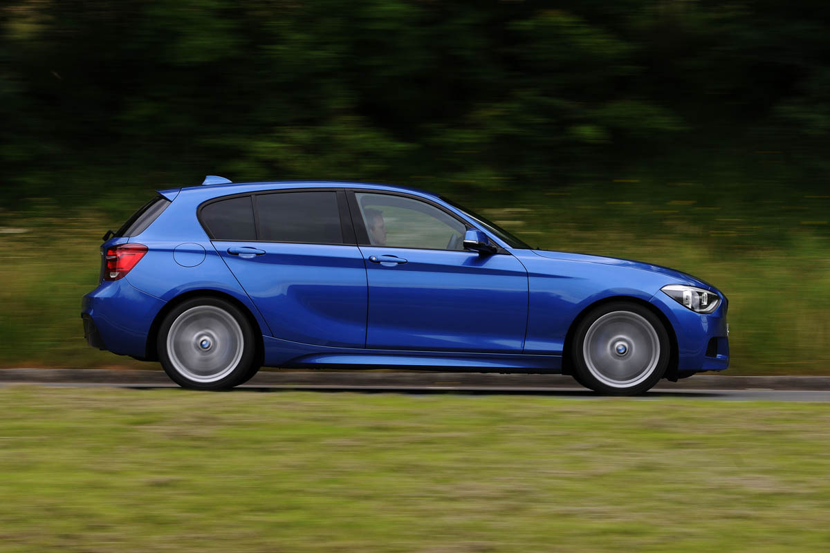 BMW 125i panning