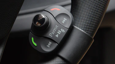 Renault Twizy Parrot Bluetooth system