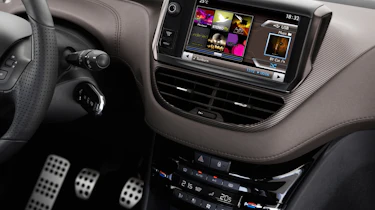 Peugeot 2008 1.6 VTi sat-nav