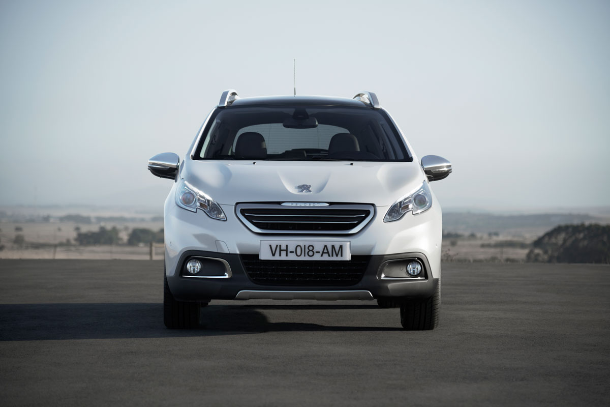 Peugeot 2008 front static