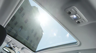 Peugeot 2008 sunroof