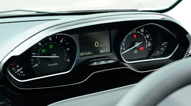 Peugeot 208 sat-nav dials
