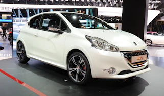 Peugeot 208 GTi Limited Edition front