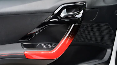Peugeot 208 GTi cabin detail
