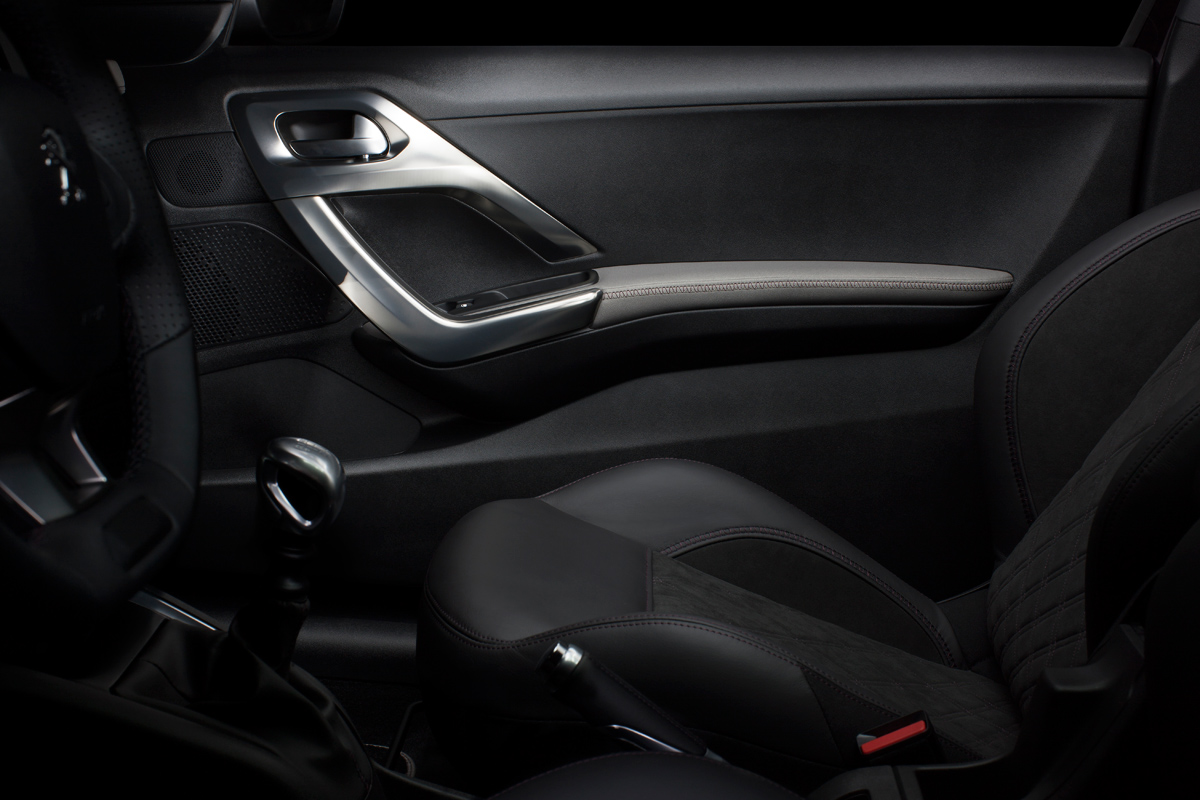 Peugeot 208 XY interior detail