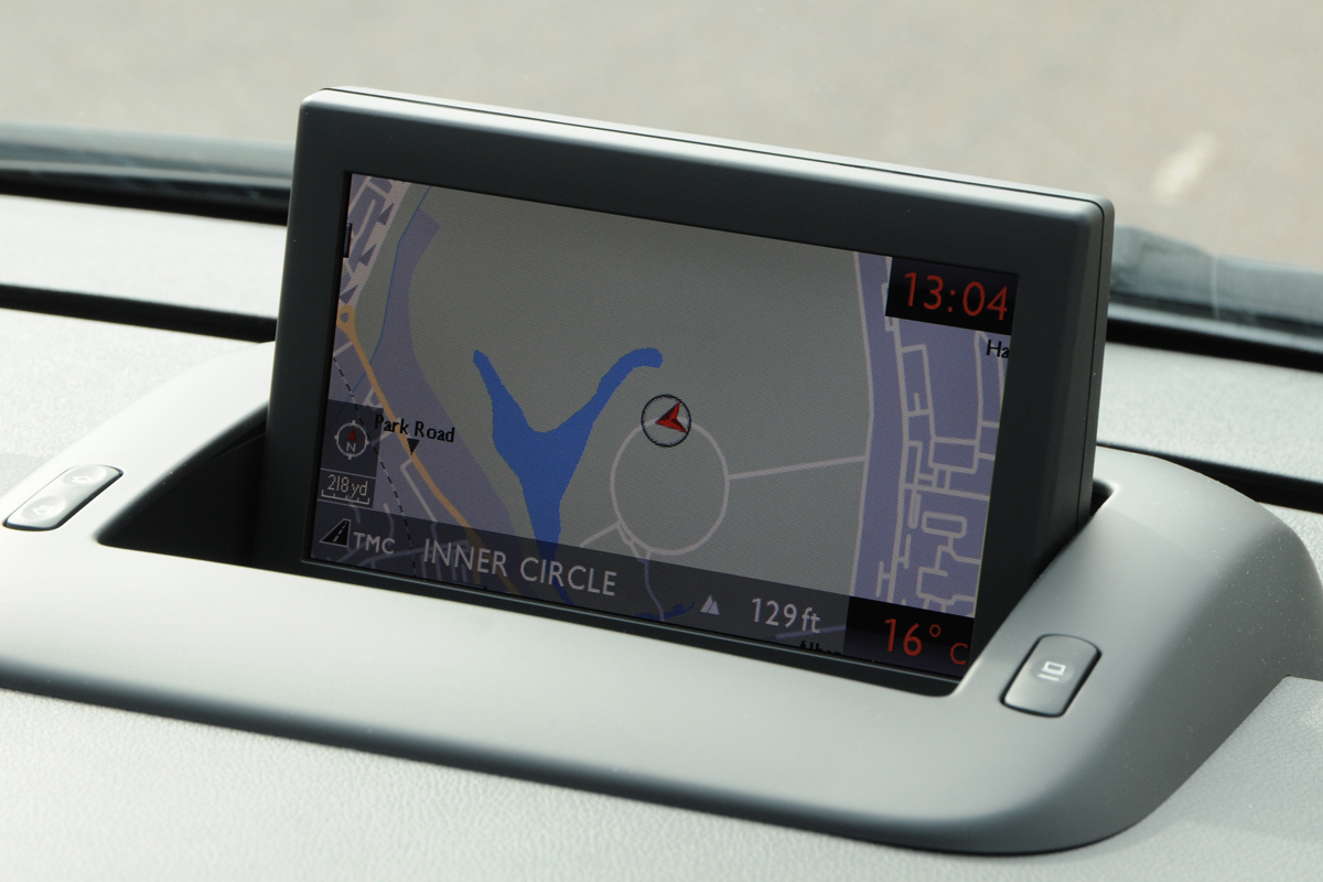 Peugeot 3008 sat-nav