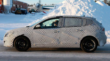 Peugeot 308 side