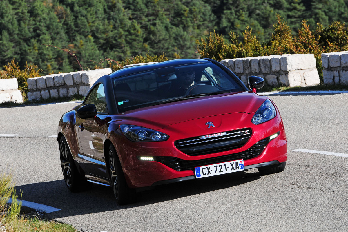 Peugeot RCZ R action