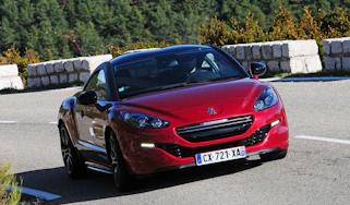 Peugeot RCZ R action