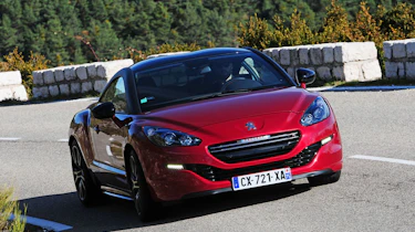 Peugeot RCZ R action