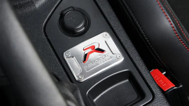 Peugeot RCZ R interior badge