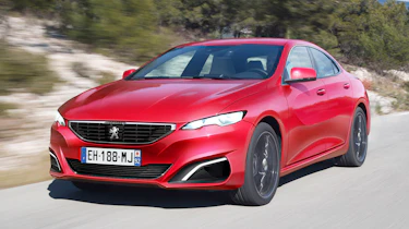 Peugeot 408 GT front