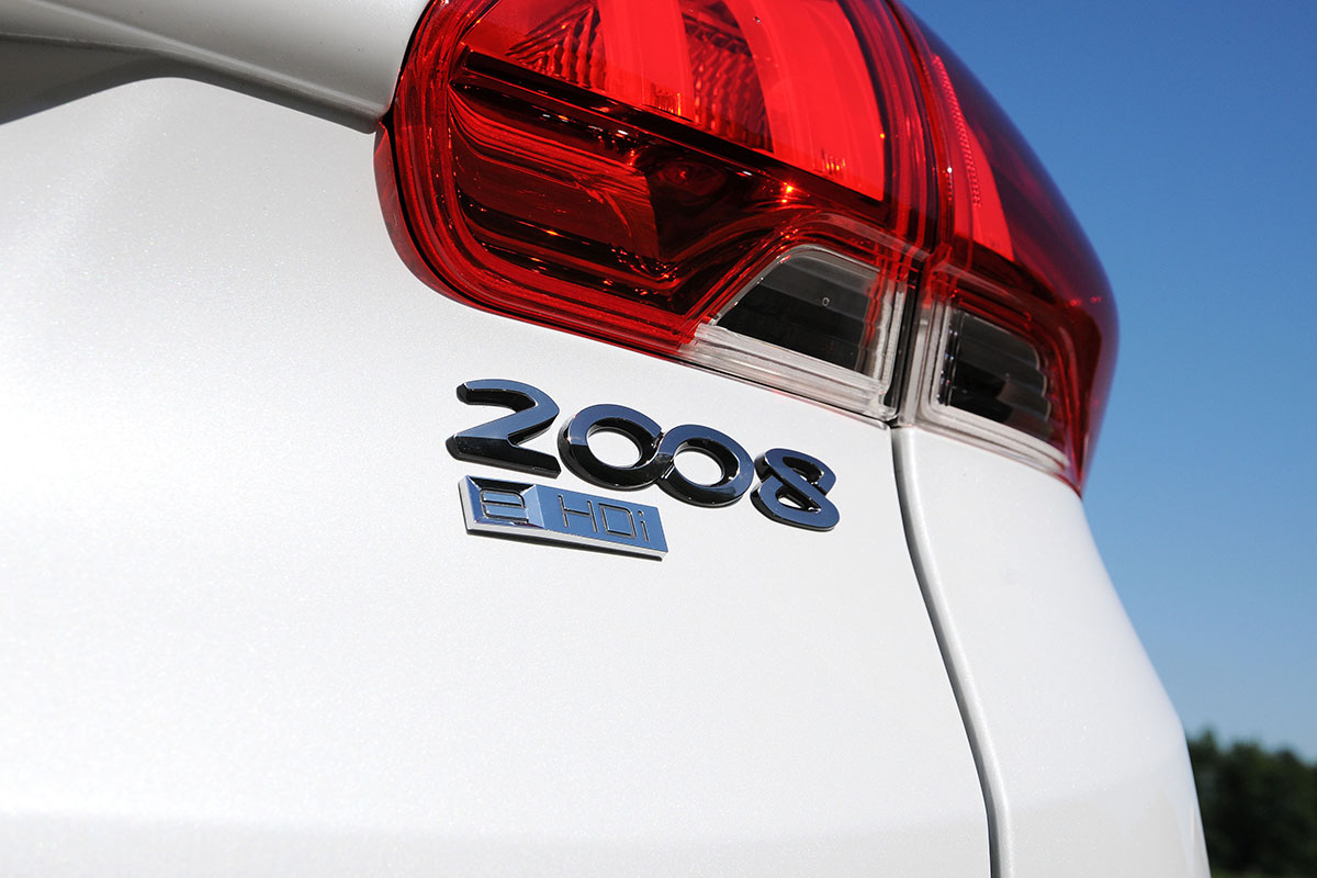 Peugeot 2008 1.6 e-HDi badge