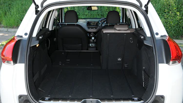 Peugeot 2008 1.6 e-HDi boot
