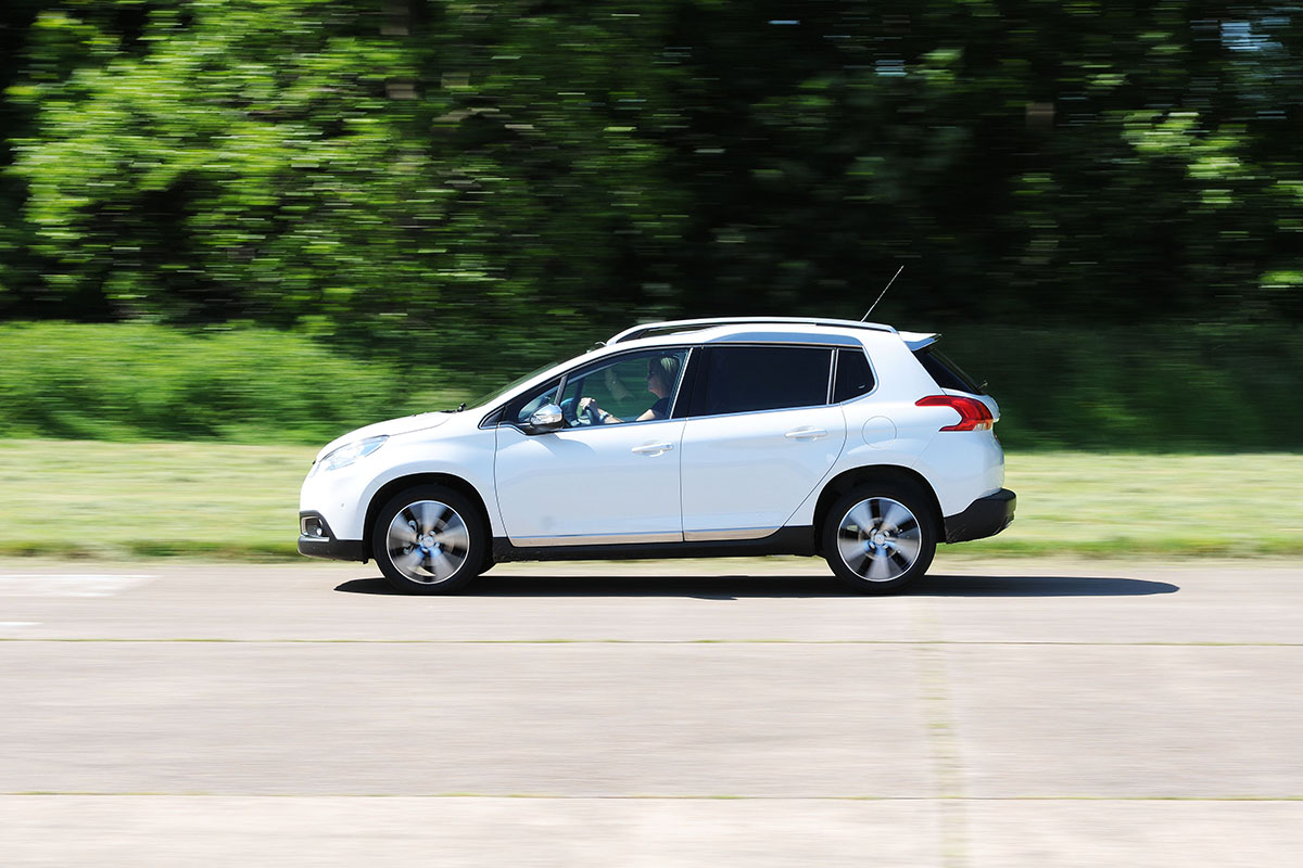 Peugeot 2008 1.6 e-HDi profile