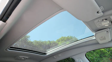 Peugeot 2008 1.6 e-HDi sunroof