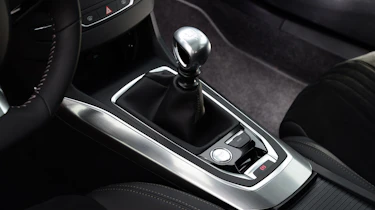 Peugeot 308 SW estate gearstick