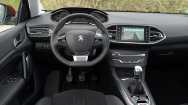 Peugeot 308 SW estate interior