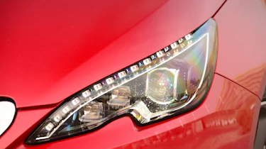 Peugeot 308 SW estate light