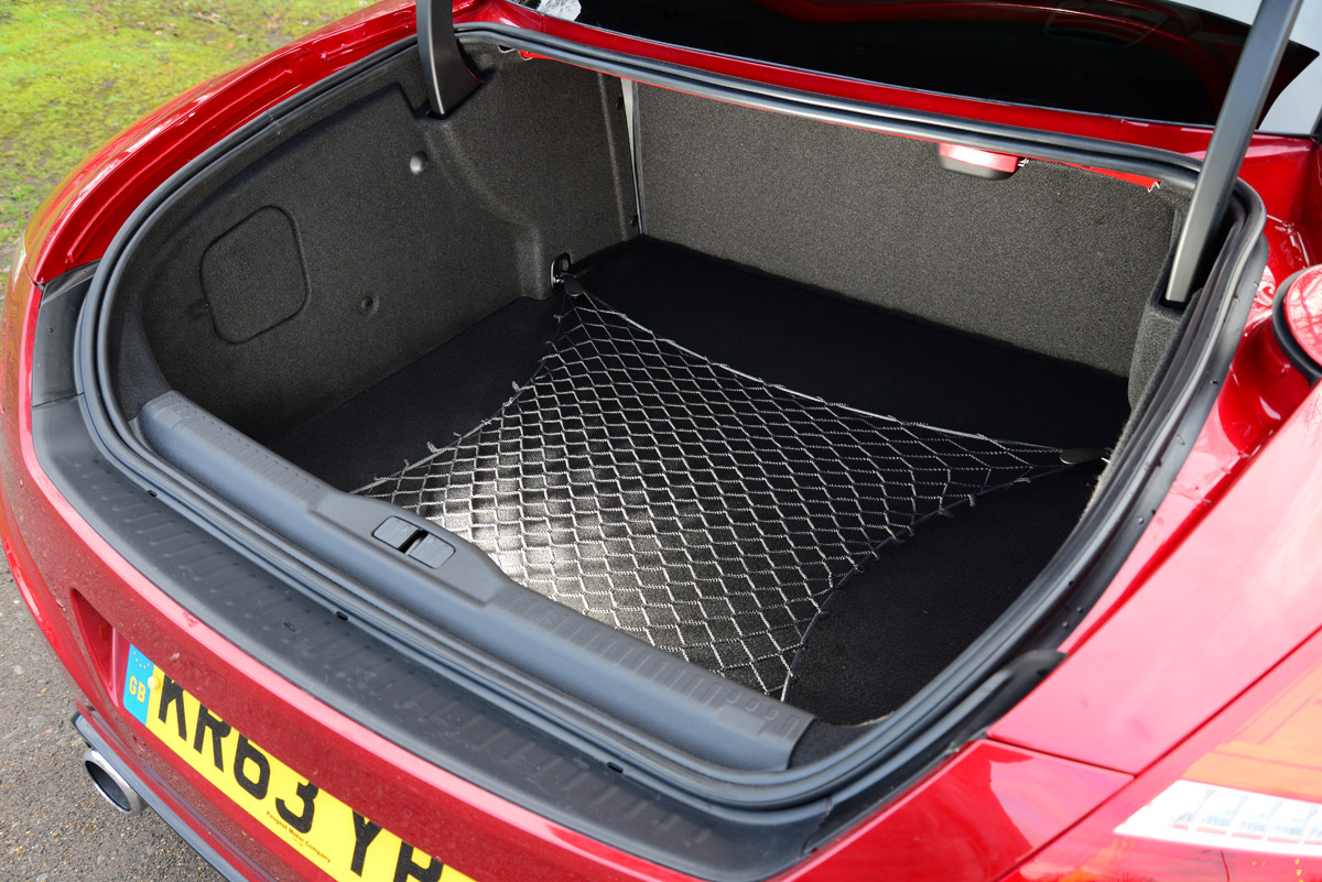 Peugeot RCZ R 2014 UK boot