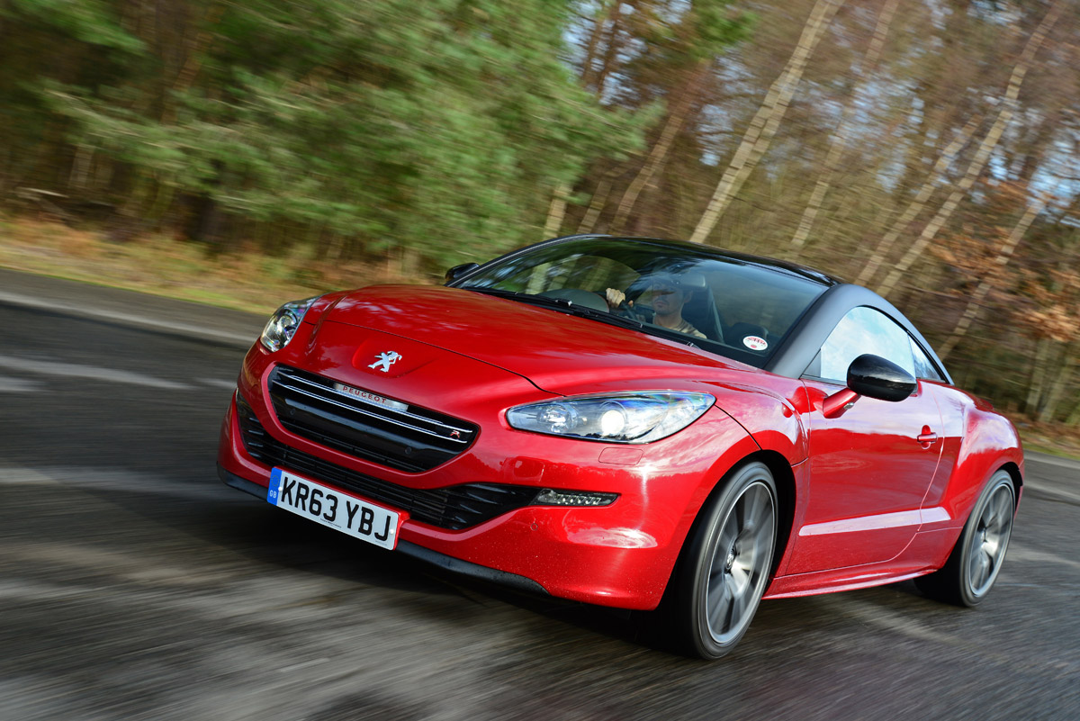 Peugeot RCZ R 2014 UK front corner