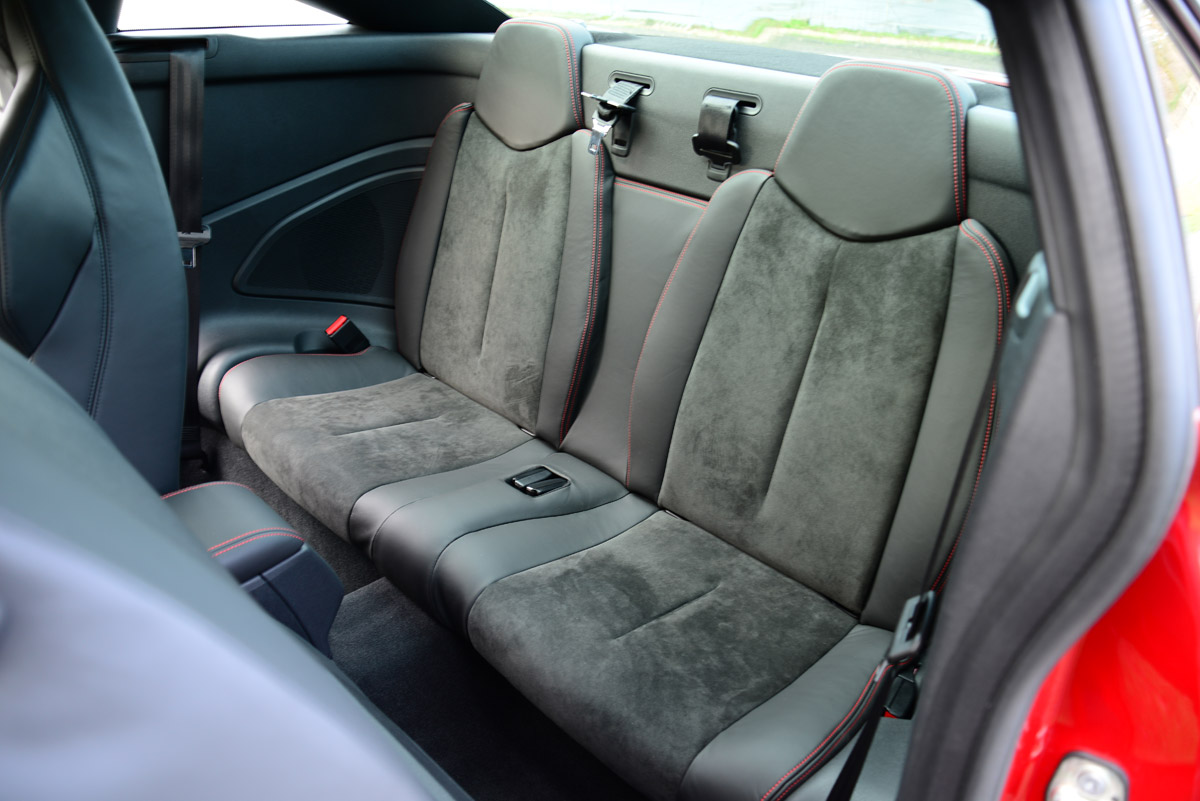 Peugeot RCZ R 2014 UK rear seats