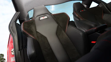 Peugeot RCZ R 2014 UK seats