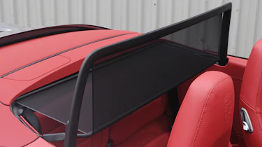 Porsche 911 Carrera 4S Cabriolet wind deflector