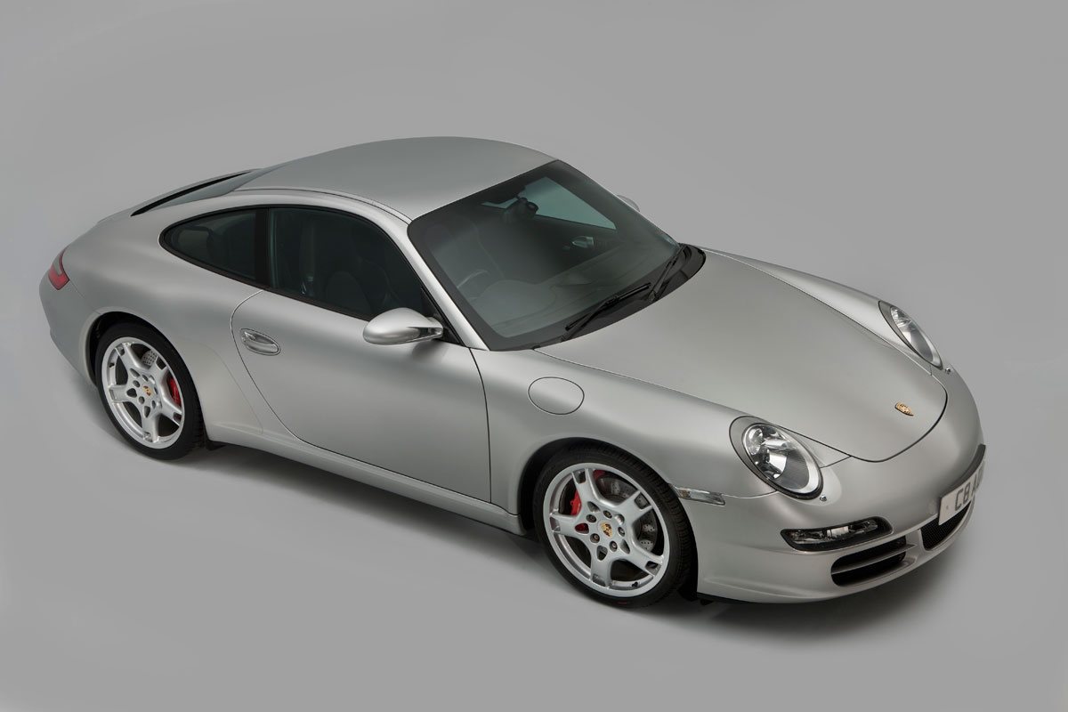 Porsche 911 997 front three quarters