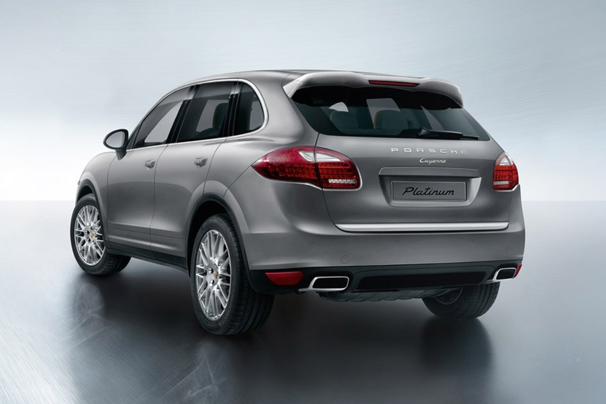 Porsche Cayenne Platinum Edition rear