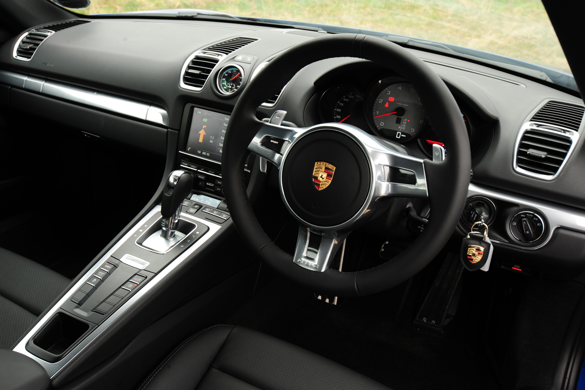 Porsche Cayman S interior
