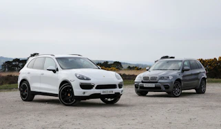 Porsche Cayenne S Diesel vs BMW X5 M50d