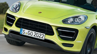 Porsche Macan details front