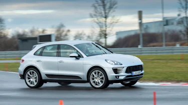 Porsche Macan S 2014 action