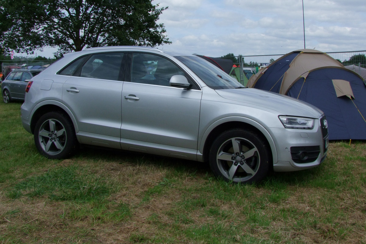 Audi Q3 profile