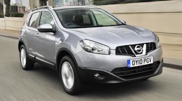 Nissan Qashqai front tracking