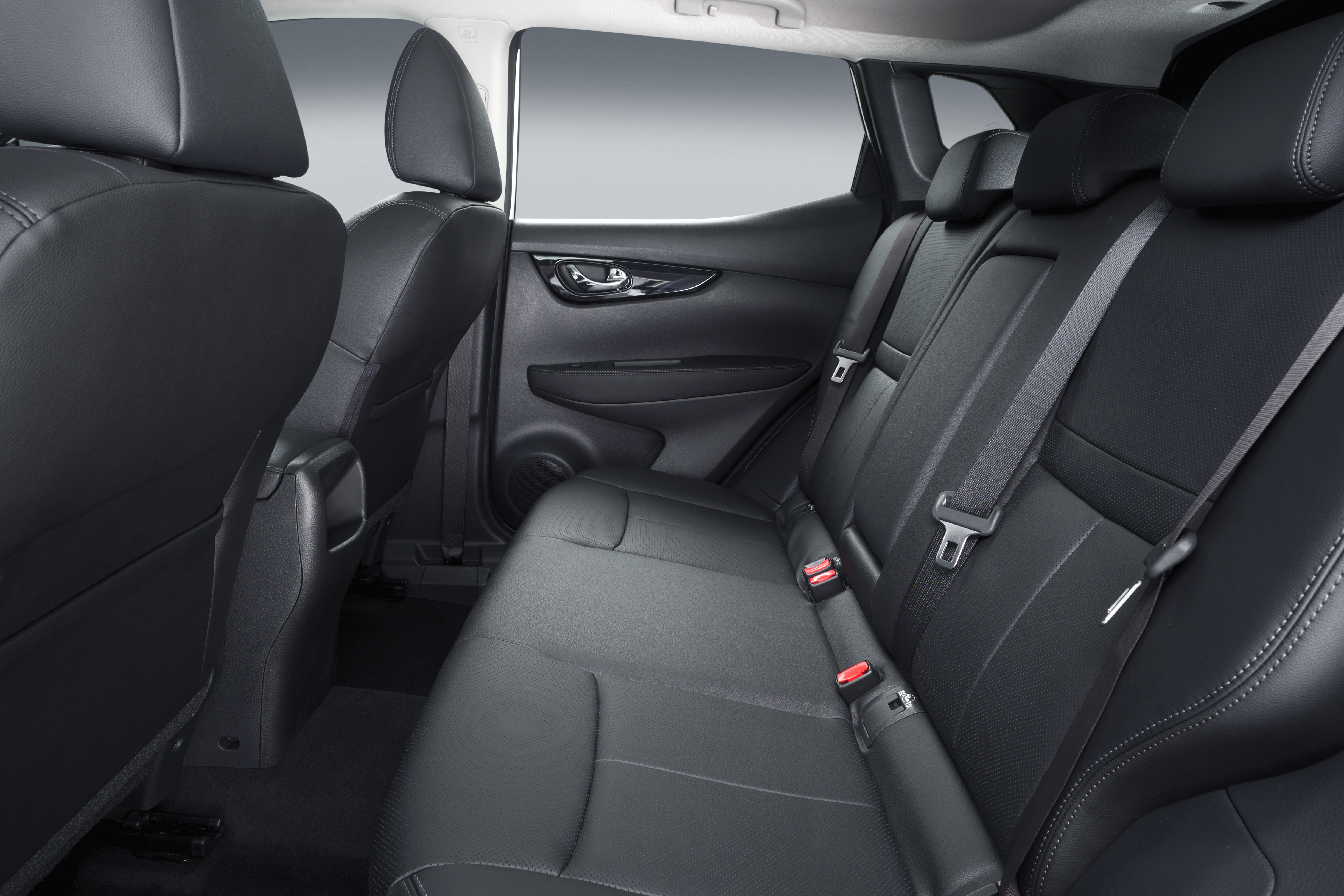 Nissan Qashqai 2014 rear seats